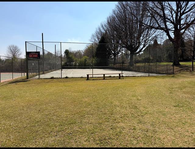 BEDROOM CLUB FOR SALE IN HIMEVILLE